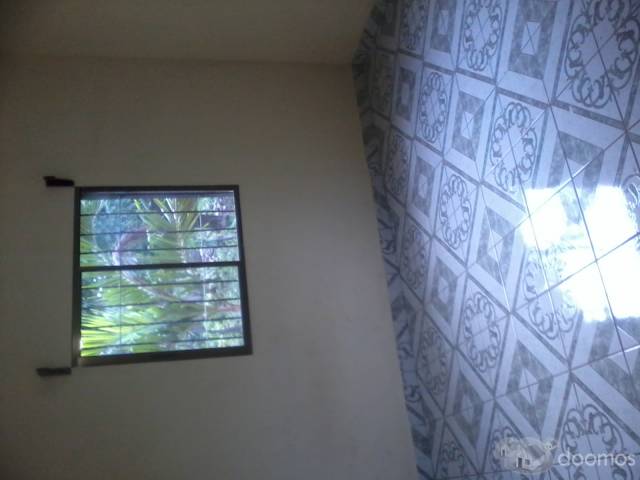 VENDO CASA CON TERRENO NEGOCIABLE  EN CARRET. TICUANTEPE - 8
