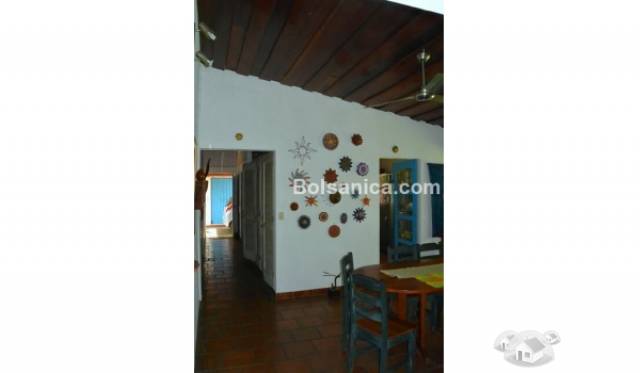 Venta de casa en Los Robles, Managua - 3