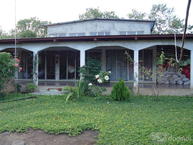 Venta de Quinta con Terreno de 3Mz - 1